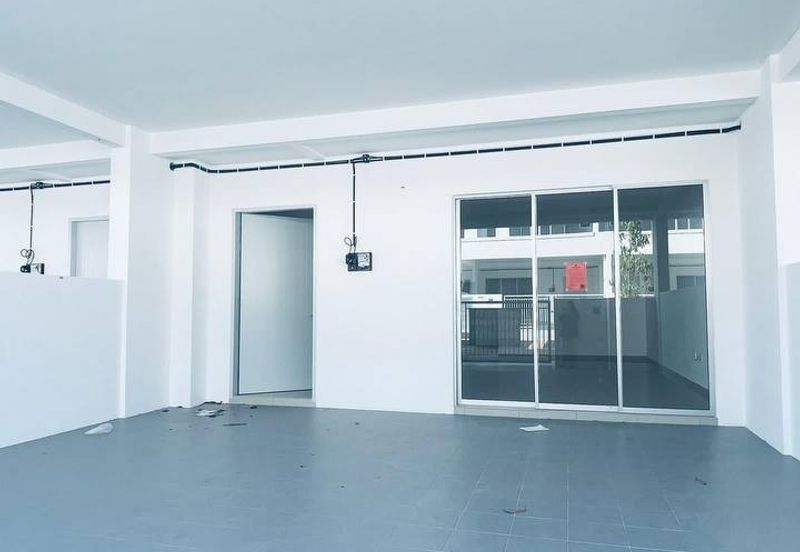 Brand New Cheapest Double Storey Taman Arowana Lenggeng N9