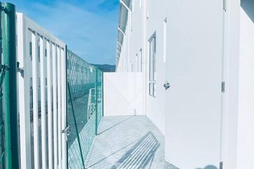 Brand New Cheapest Double Storey Taman Arowana Lenggeng N9