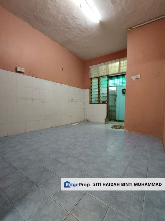 Rumah Teres 2 Tingkat di Taman Matahari Heights Senawang Untuk Dijual, Negeri Sembilan, Seremban
