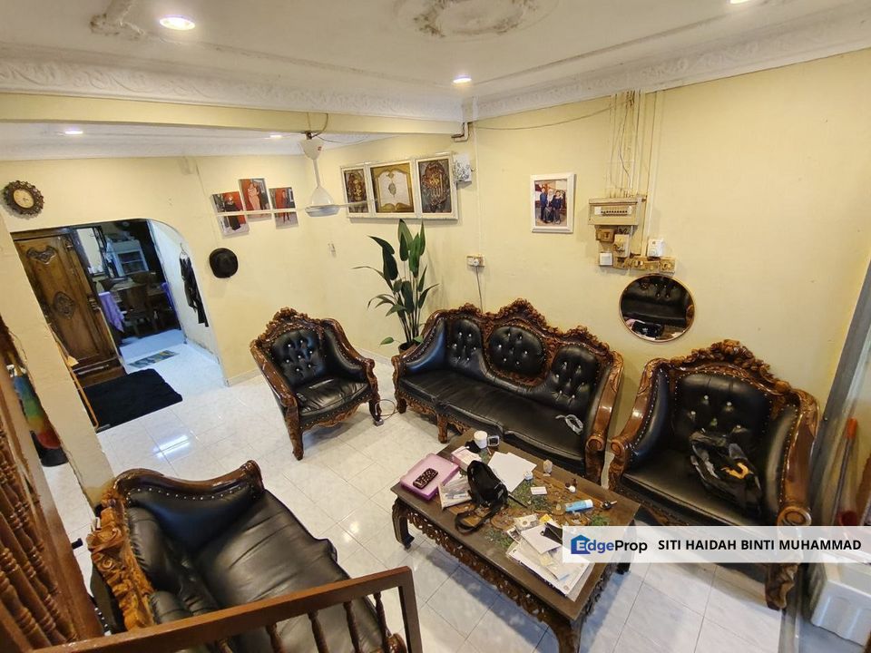 Facing Open🔥Intermediate Unit Double Storey Terrace at Taman Desa Rasah For Sale, Negeri Sembilan, Seremban