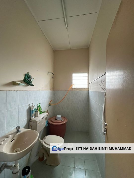 Single Storey Terrace at Garden Homes Seremban 2, Negeri Sembilan, Seremban