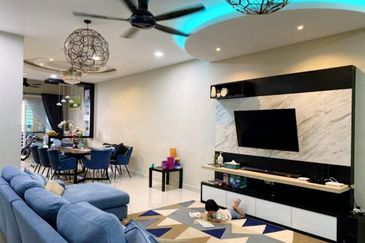 IMPIANA VILLA @TAMAN TUANKU JAAFAR