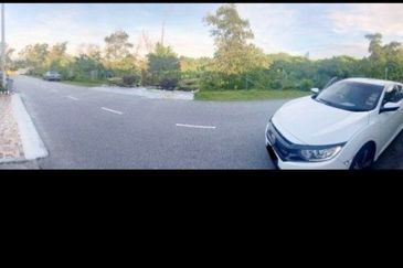 IMPIANA VILLA @TAMAN TUANKU JAAFAR