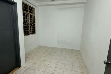 Bayu Villa Apartment, Bayu Perdana