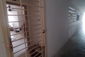 De Bayu Apartment @ Setia Alam