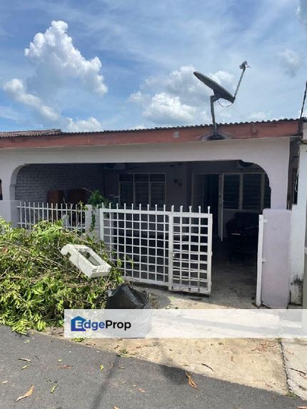 Single storey for sale in Taman Bukit bendera, Pahang, Mentakab