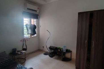 De Bayu Apartment @ Setia Alam