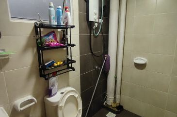 De Bayu Apartment @ Setia Alam