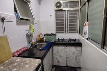 De Bayu Apartment @ Setia Alam