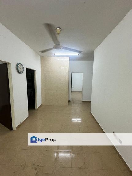 Ground floor Pendamar Indah Flat for sale, Selangor, Port Klang