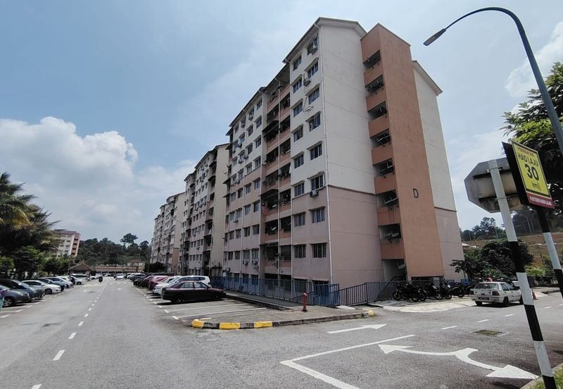 Sri Hijauan Apartment