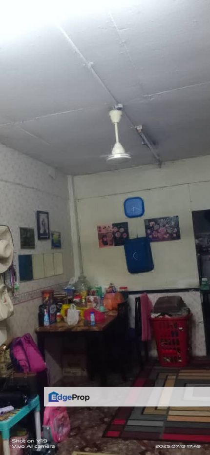 2nd floor Flat Taman Desaria for sale, Below market value, Selangor, Petaling Jaya