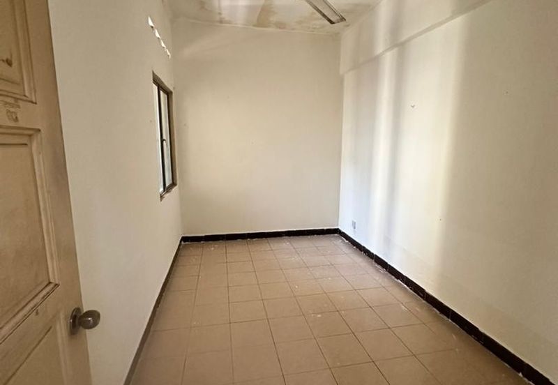 Subang Perdana Goodyear Court 9