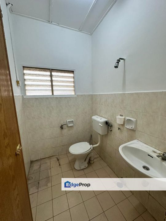 TOP FLOOR TROPIKA APARTMENT BUKIT TINGGI FOR Rent, Selangor, Port Klang