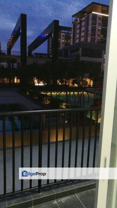 Service residence ( bsp 21 ) bandar saujana putra selangor for sale, Selangor, Jenjarom