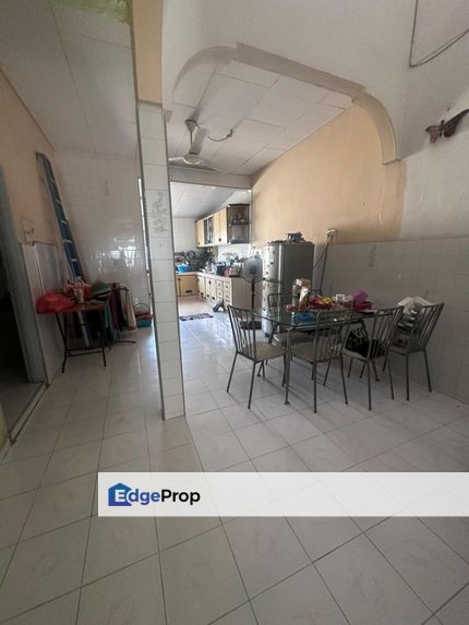 SALE: Single storey renovated in kg Jawa Klang, Selangor, Klang