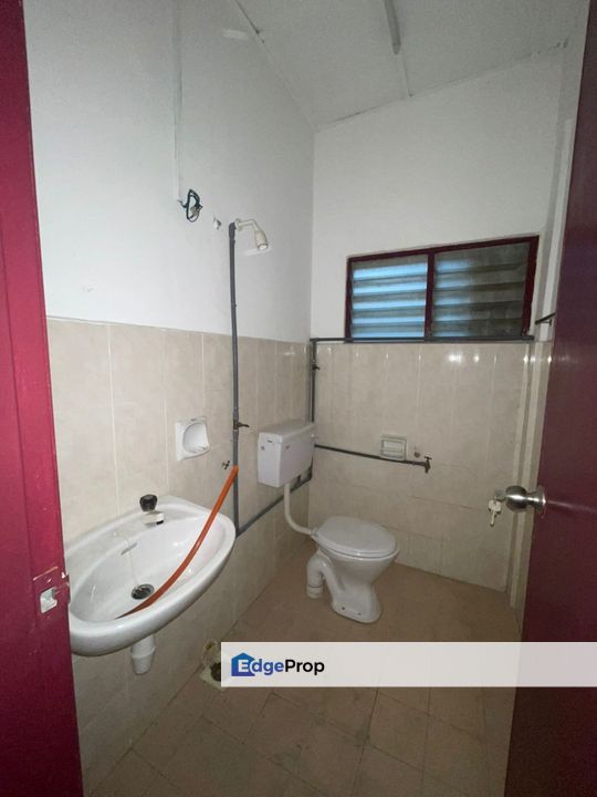 TOP FLOOR TROPIKA APARTMENT BUKIT TINGGI FOR SALE, Selangor, Port Klang
