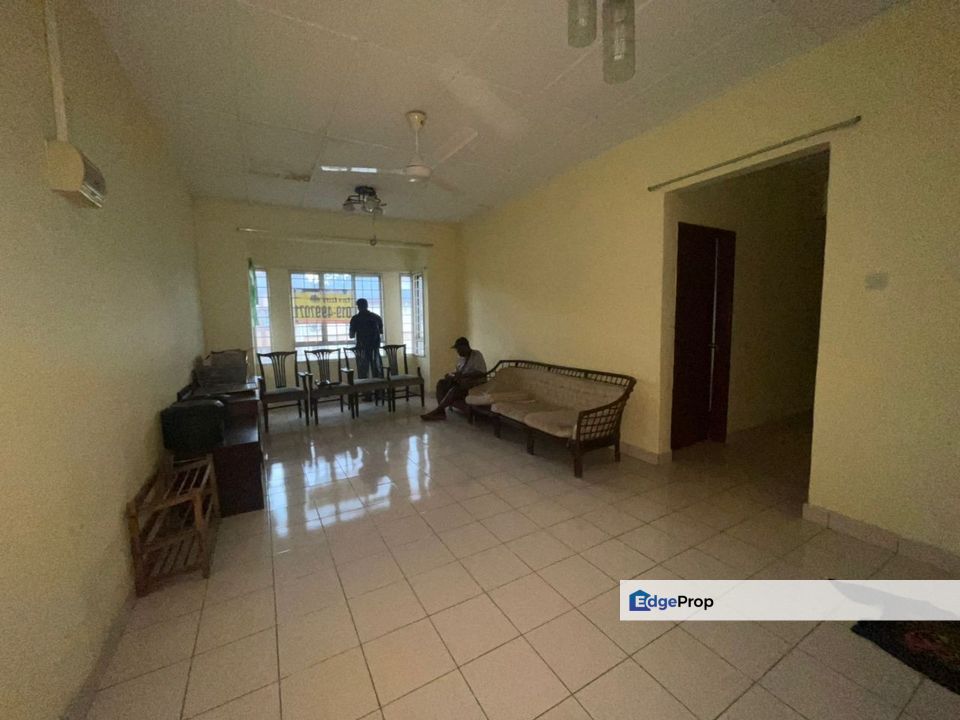 TOP FLOOR TROPIKA APARTMENT BUKIT TINGGI FOR SALE, Selangor, Port Klang
