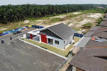 Pulau Indah ( Pulau Lumut )