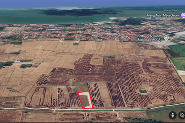 LOT BANGLO TANJONG KLING MELAKA TEPI SAWAH