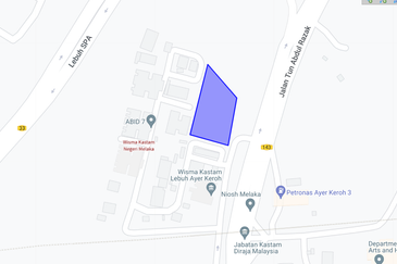 Durian Tunggal Melaka Ayer Keroh Petrol Pump Land Tanah 