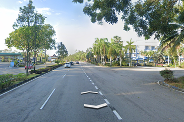 Durian Tunggal Melaka Ayer Keroh Petrol Pump Land Tanah 