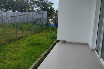 Bandar Baru Salak Tinggi