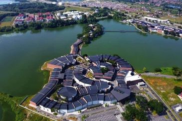 Spanish Gardens by The Water