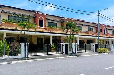 Spanish Gardens by The Water