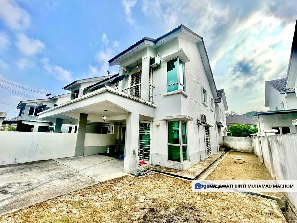 MURAH DAN RENOVATED SEMI D Double Storey Alam Suria Puncak Alam for ...