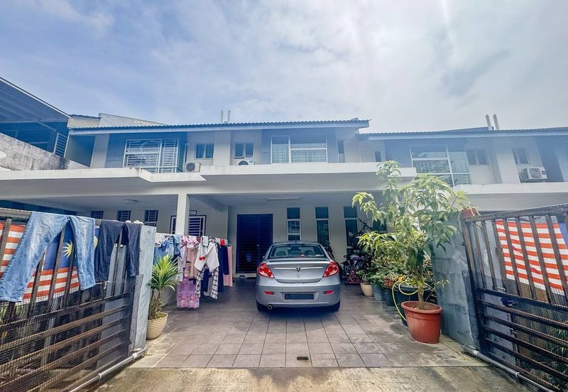 Bangi Avenue
