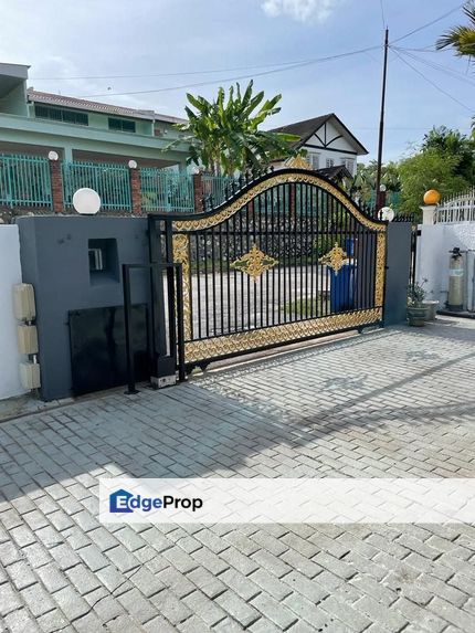 Bungalow Seksyen 3 Shah Alam with Swimming Pool, Selangor, Shah Alam