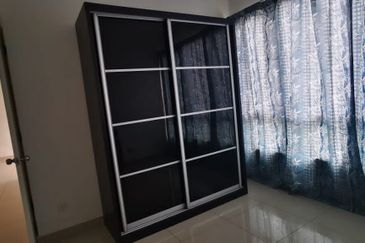 Dedaun Hijau (Greenfield Regency)