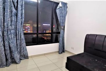 Dedaun Hijau (Greenfield Regency)