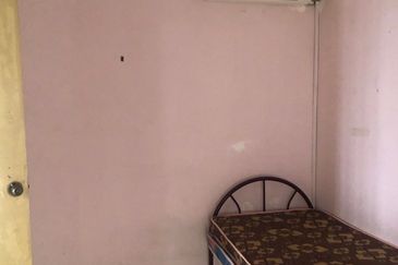 Tanjung Puteri Condominium