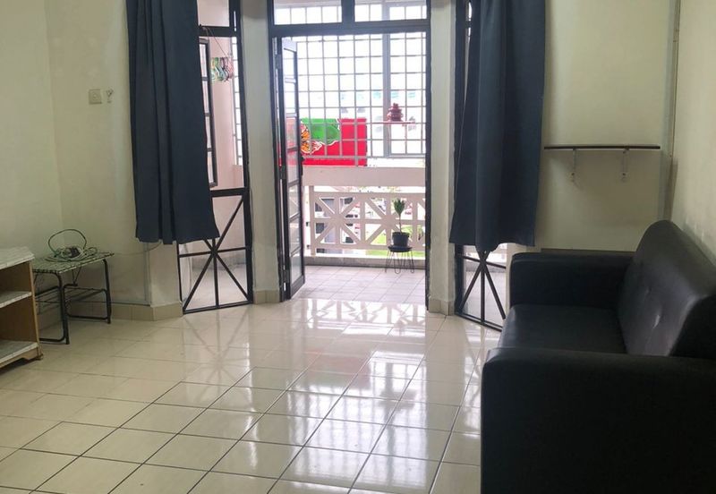 Tanjung Puteri Condominium