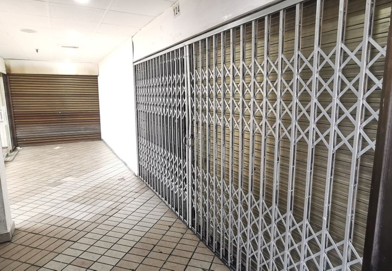 Jalan Dato Bandar Tunggal