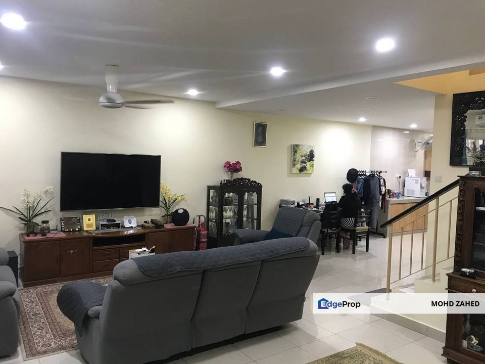 Taman Dagang Permai Ampang Double Storey Gated guarded freehold for Sale, Selangor, Ampang