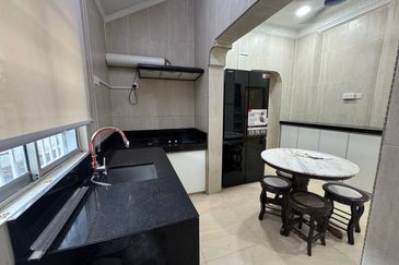 Seksyen 4, Kota Damansara