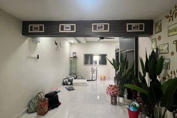 Taman Lembah Keramat AU5