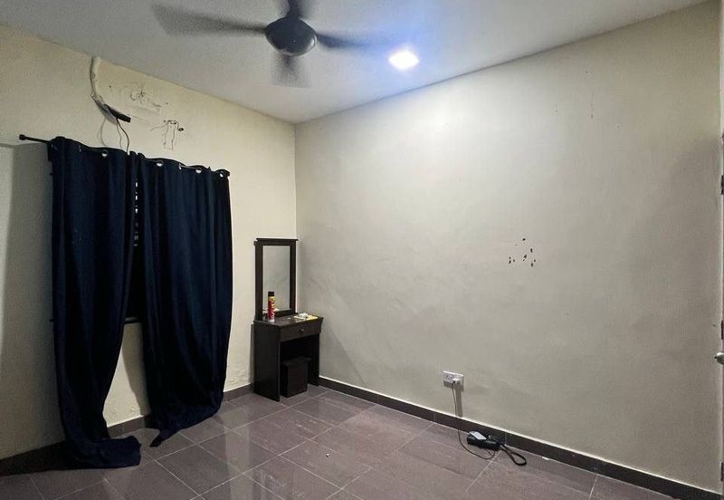 Taman Lembah Keramat AU5