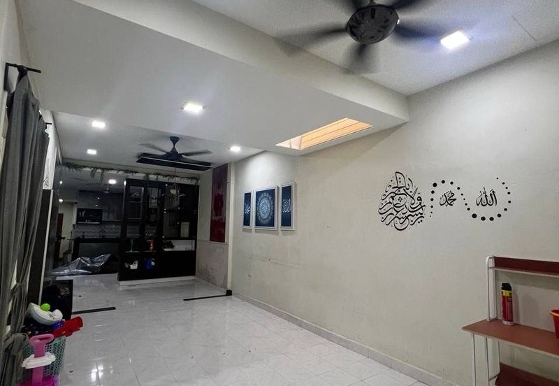 Taman Lembah Keramat AU5