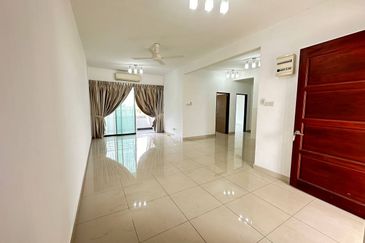 2 CARPARKS Bayu Pandan Jaya Cheras KL for Sale