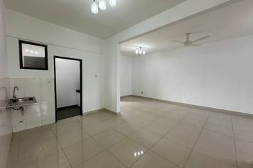 2 CARPARKS Bayu Pandan Jaya Cheras KL for Sale