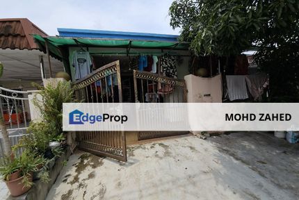 Extended kitchen Taman Desa Jaya Kepong Single Storey for Sale, Selangor, Kepong