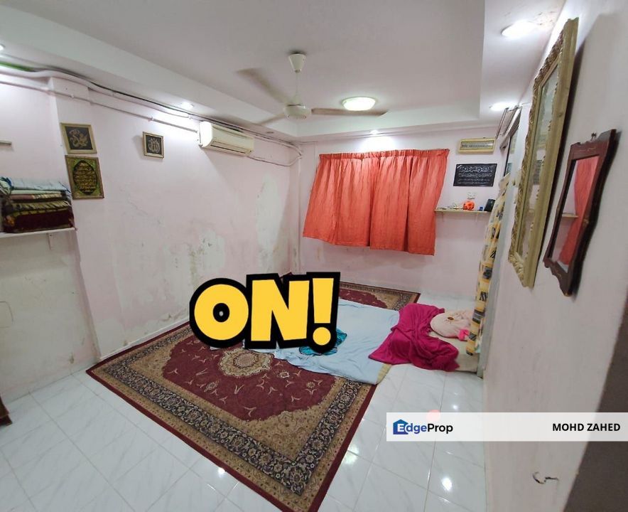Extended kitchen Taman Desa Jaya Kepong Single Storey for Sale, Selangor, Kepong