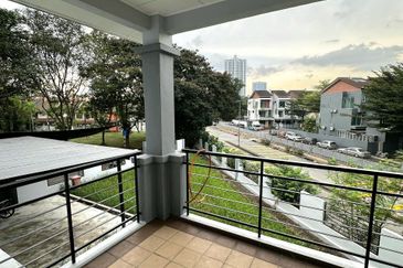 Seksyen 11, Kota Damansara