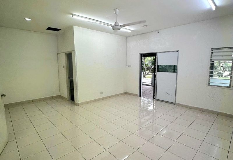 Seksyen 11, Kota Damansara