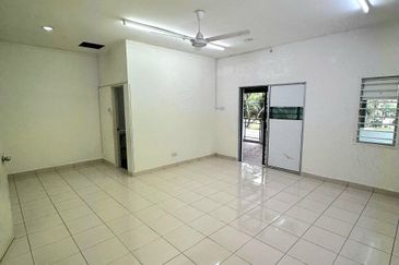 Seksyen 11, Kota Damansara