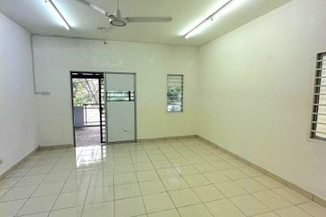 Seksyen 11, Kota Damansara